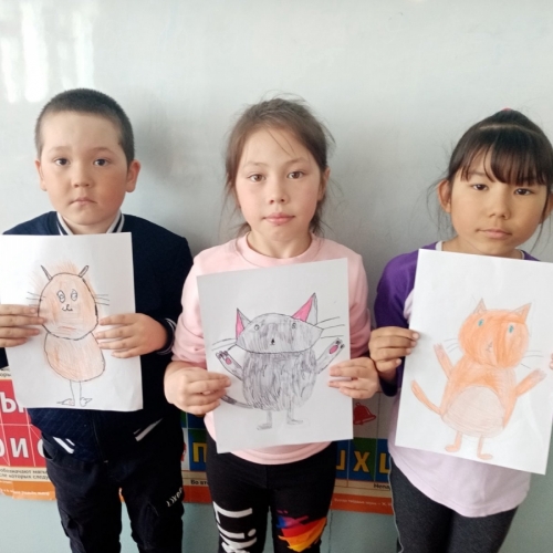 Учащиеся начальных классов приняли участие во Всероссийском конкурсе паблик-арта для школьников "Культурный кот"
